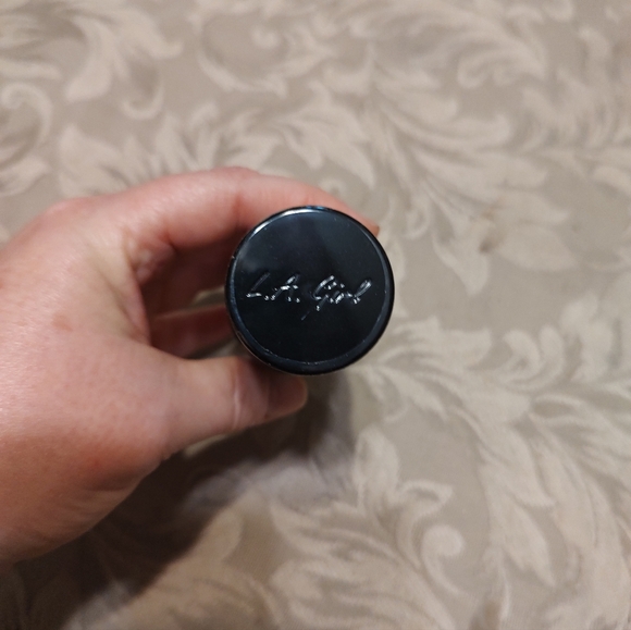 🕷️🐈‍⬛🕷️ NWT L.A. Girl Pro Coverage White Liquid Foundation - Picture 7 of 13